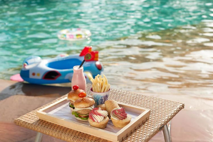 Poolside snacks